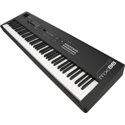 YAMAHA MX88 SYNTHESIZER