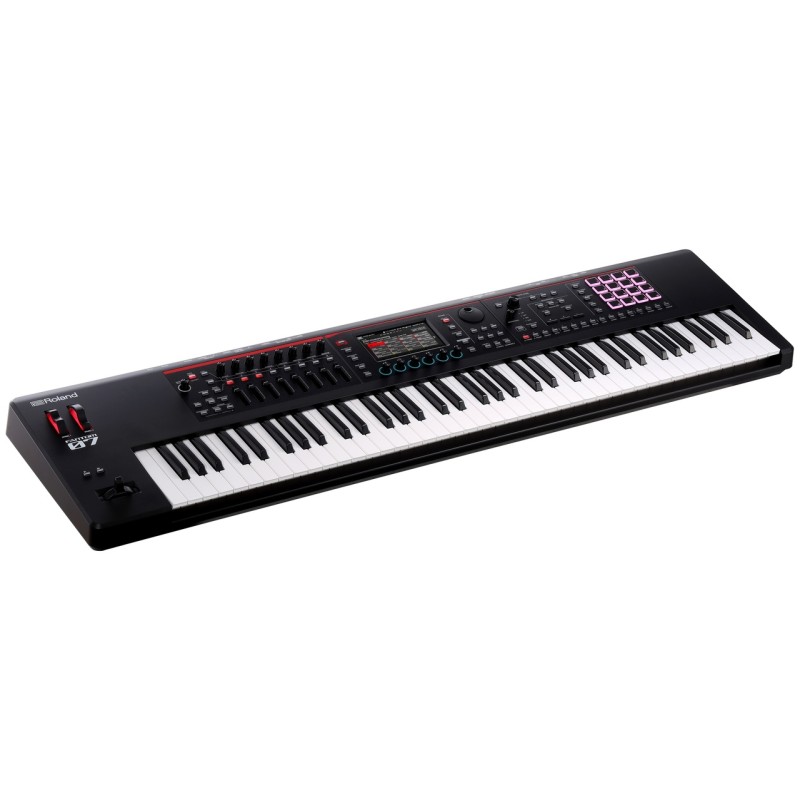 ROLAND FANTOM-07 WORKSTATION SYNTHESIZER