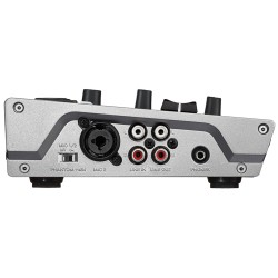 ROLAND VR-1HD AV STREAMING VIDEO MIKSER