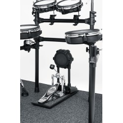 ROLAND NE-10 ZA BAS PEDALU DENFER