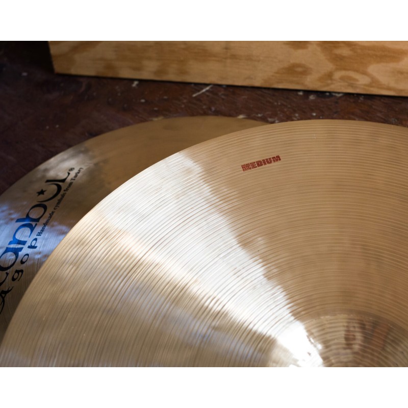 ISTANBUL AGOP TRADITIONAL JAZZ MEDIUM RIDE 22" ČINELA