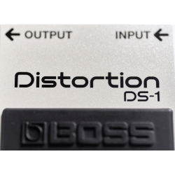 BOSS DS-1WH Distortion Limited Edition PEDALA EFEKT