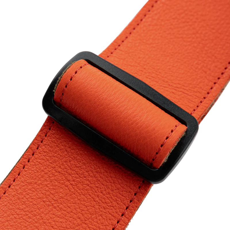 LEVY'S 2" SIGNATURE LEATHER GARMENT PARTY RED REMEN