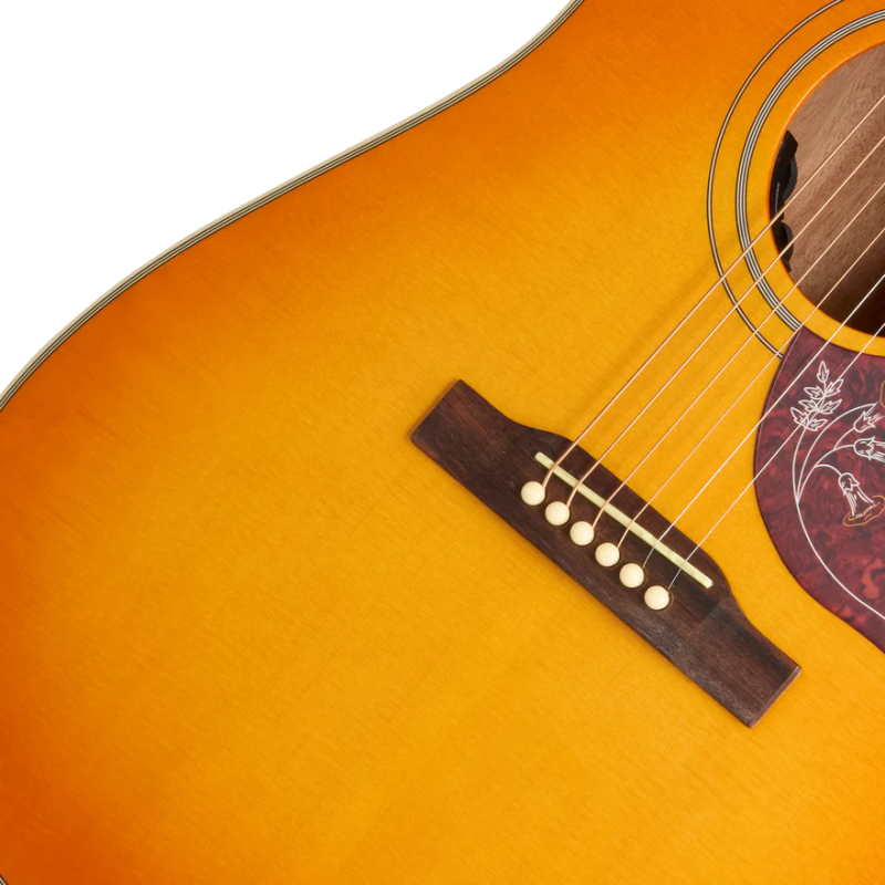 EPIPHONE HUMMINGBIRD Heritage Cherry Sunburst s navlakom GITARA ELEKTRO-AKUSTIČNA
